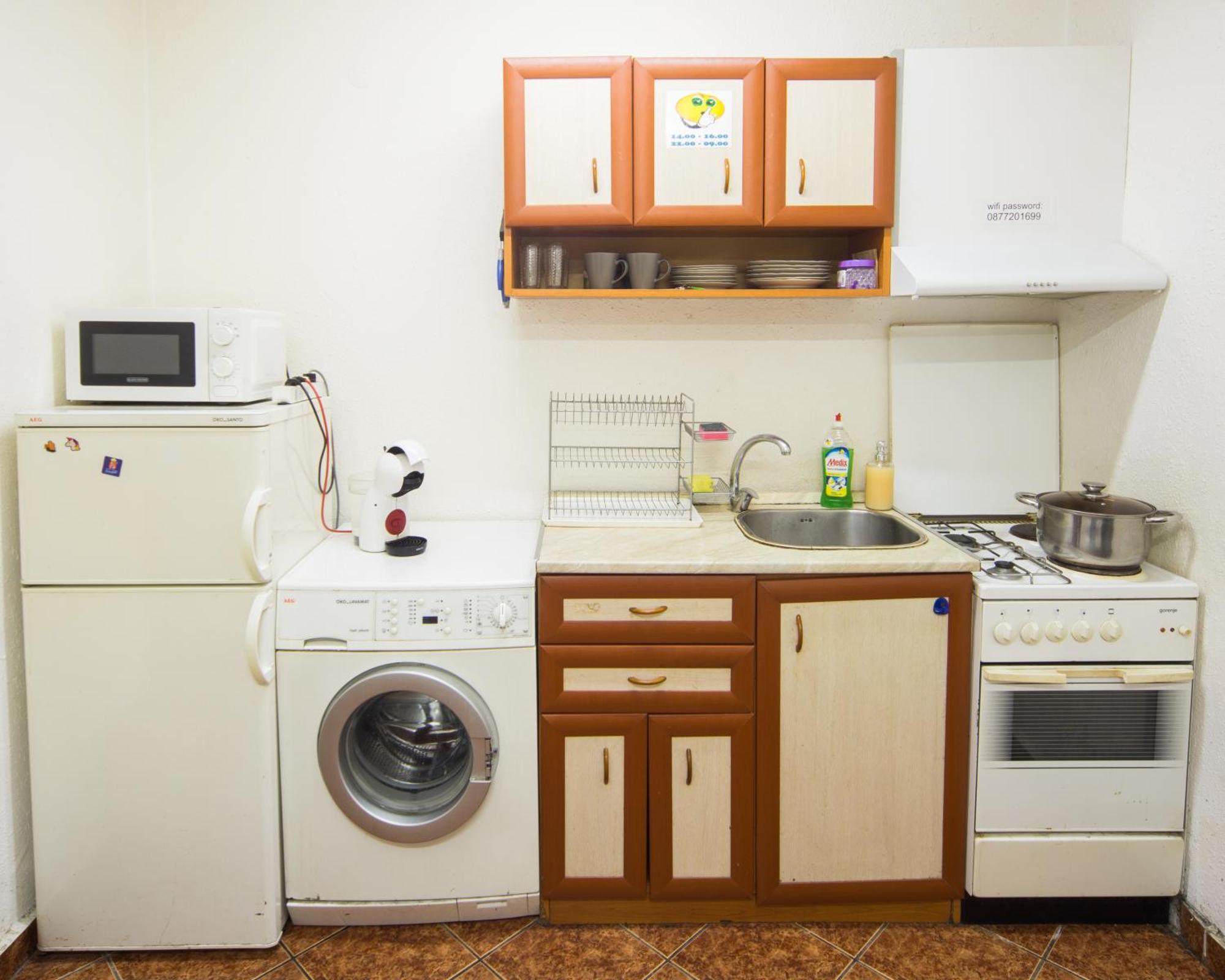 Center - Basic Flat - 10 Min To The Beach Apartment Burgas ภายนอก รูปภาพ